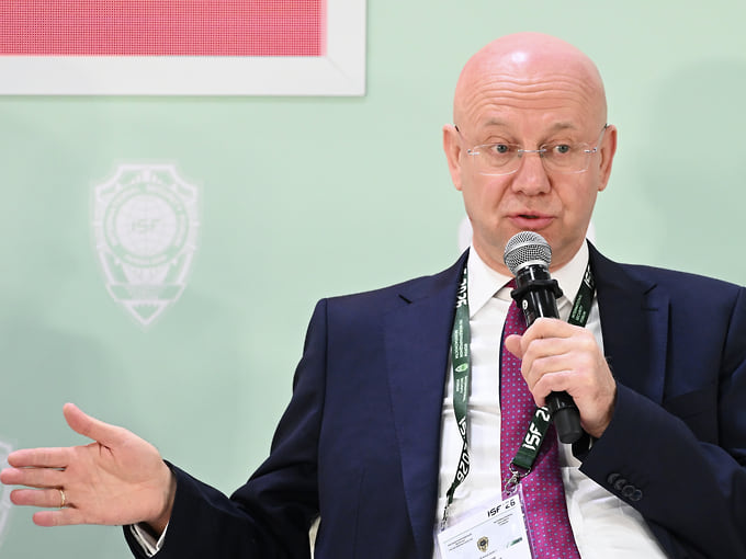 В МИД РФ заявили о планах пригласить следующего генсека ООН в Москву