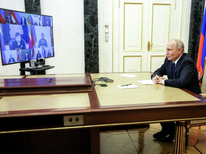 Путин провел встречу с избранными главами регионов