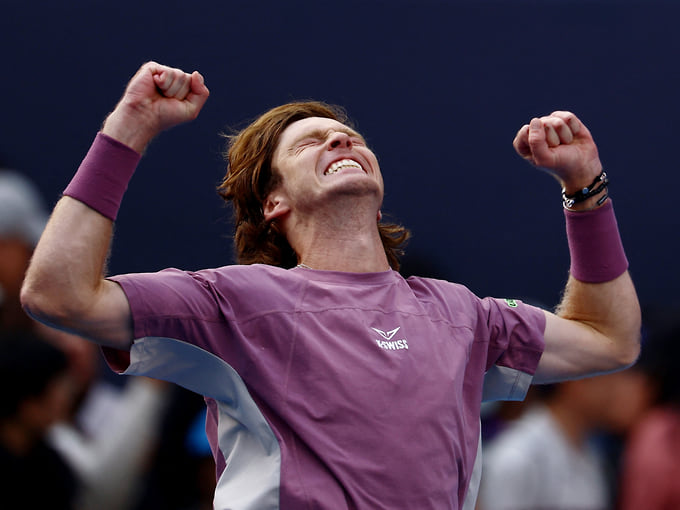 Андрей Рублев вышел в четвертьфинал турнира ATP 500 в Пекине