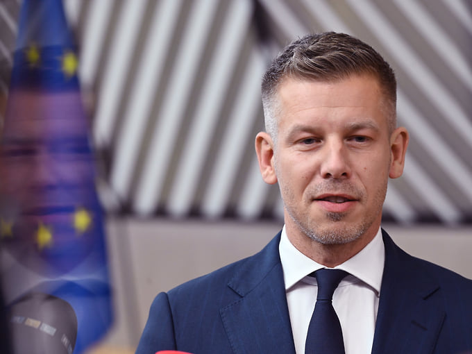Мадьяр дал показания по делу о краже телефона