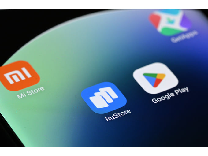 Как Google и Apple приложения удаляли