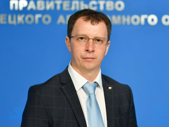 Александр Емельянов