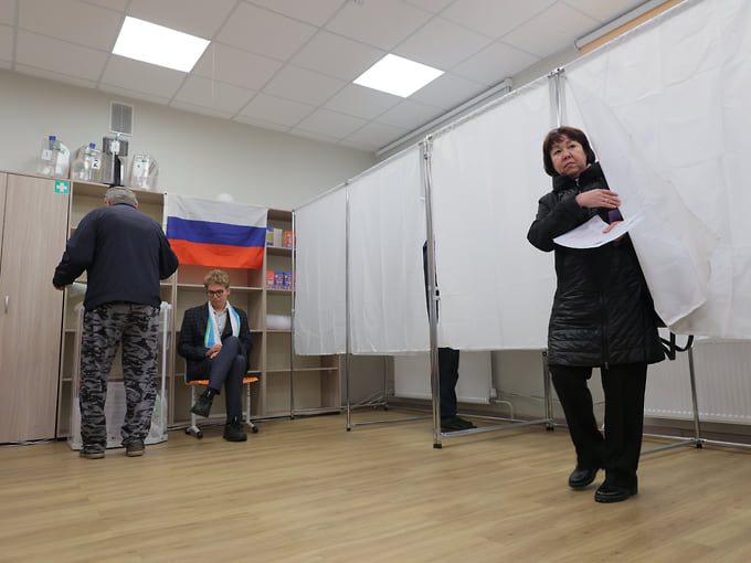 В трехдневном голосовании 18-20 сентября за кандидатов в депутаты заксобрания Свердловской области приняли участие около 47% избирателей