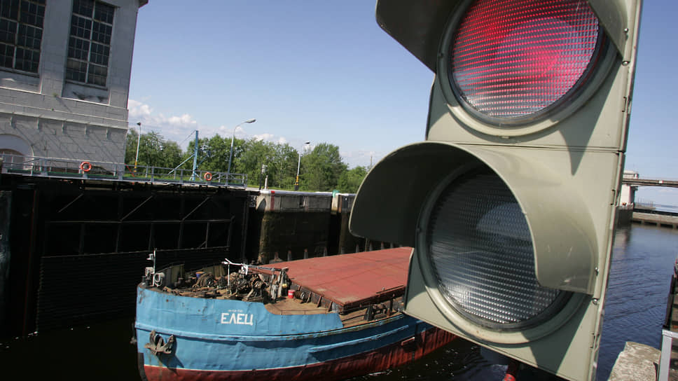 Волжское пароходство надеется переложить часть ответственности за повреждения Городецкого шлюза на его владельца