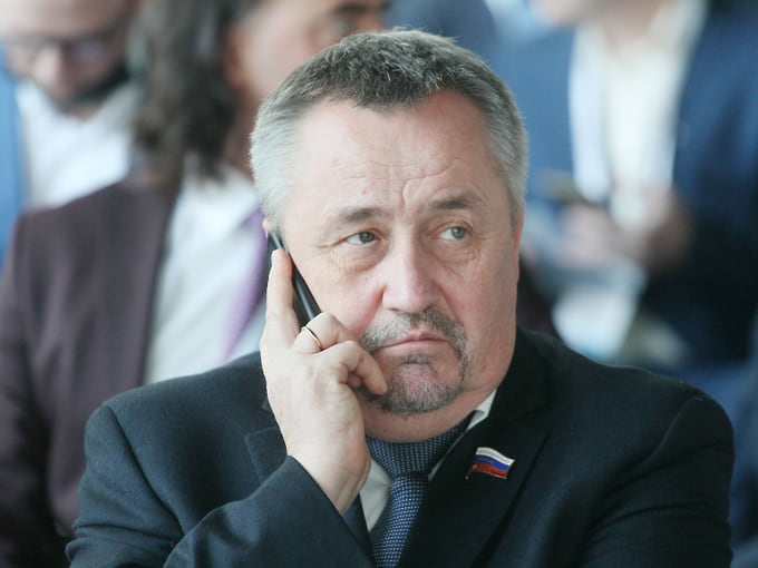 Совкомбанк подал иск о банкротстве бывшего депутата Игоря Гордеева