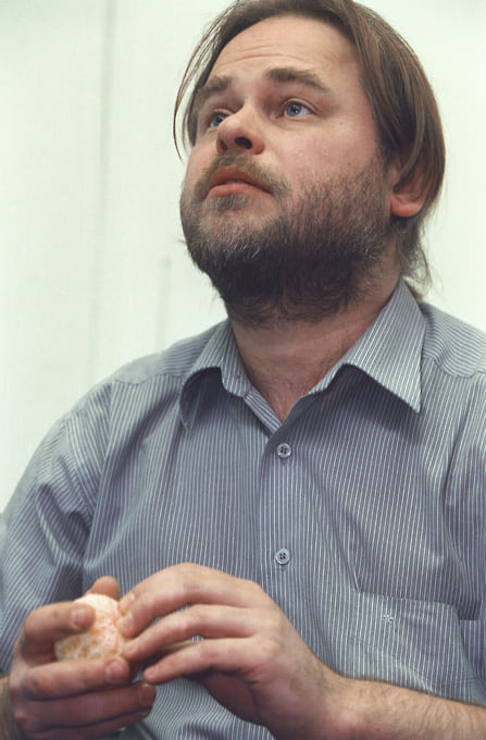 В 1982 году Евгений Касперский стал студентом технического факультета Высшей школы КГБ (сейчас — Академия ФСБ), где специализировался на криптографии и информационной безопасности