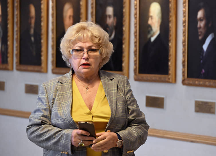 Людмила Нарусова 