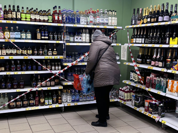 В Красноярском крае продажу алкоголя отодвинули от митингов и пикетов