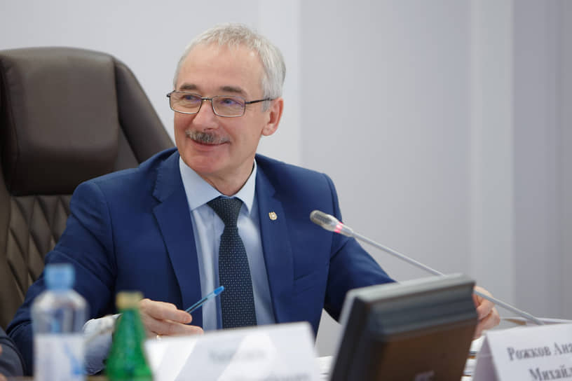Томский вице-губернатор Анатолий Рожков увидел у партий кадровые проблемы при формировании списков кандидатов