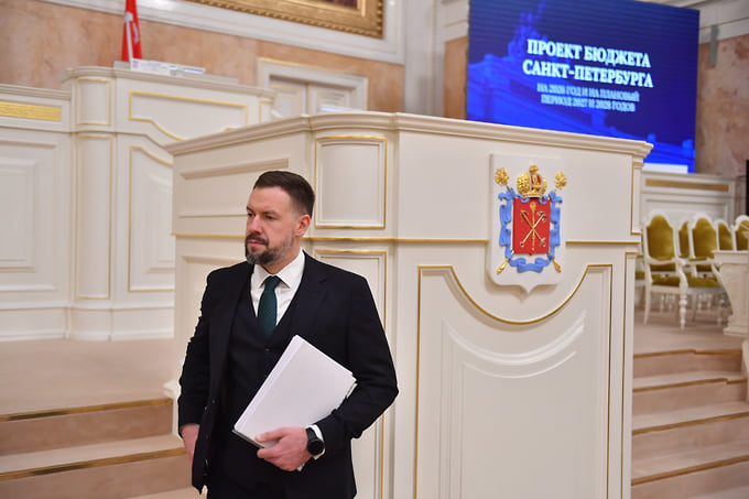 Дефицит бюджета Петербурга после корректировки превысит 108 млрд рублей