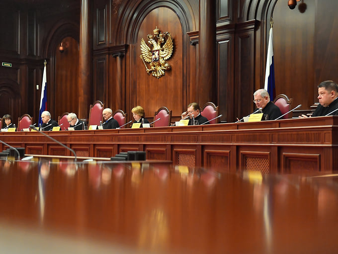 Конституционный суд уточнил жилищные гарантии сотрудников органов