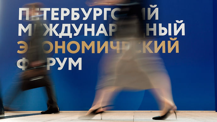 На перепутье глобального развития