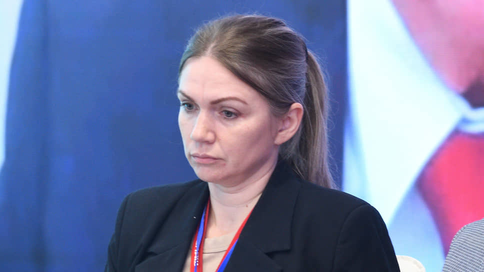 Александра Фирсова, заместитель начальника отдела охраны труда и промышленной безопасности — начальник бюро охраны труда ООО «Комбайновый завод "Ростсельмаш"» 