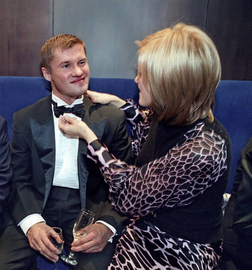 Алексей Немов (слева) на церемонии вручения премии «Человек года 2004» журнала GQ