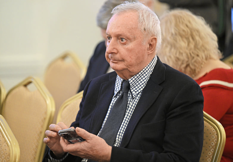 «Я перевел денежную часть премии в Детский фонд. На машину тех денег наверняка хватило бы» Фильм получил Ленинскую премию. Господин Игнатенко перечислил всю денежную часть в Детский фонд имени Ленина, а медаль оставил себе — «пусть будет»