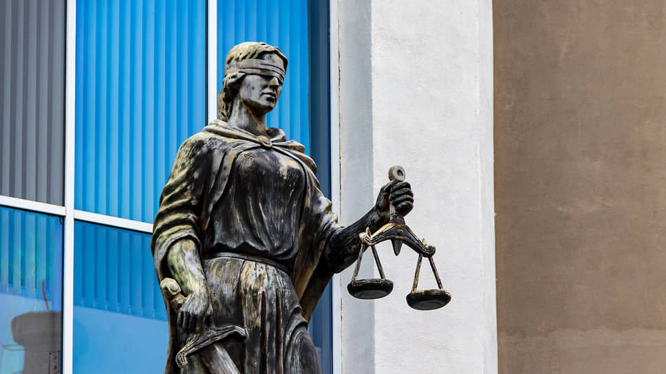 Суд не стал закрывать глаза на уголовное преследование истца