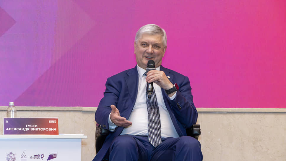 Спонсорами «Факела» сейчас выступают крупные компании