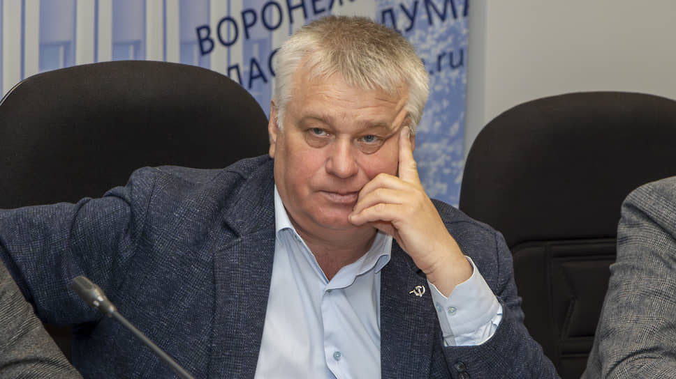 Первый секретарь Воронежского обкома КПРФ Андрей Рогатнев