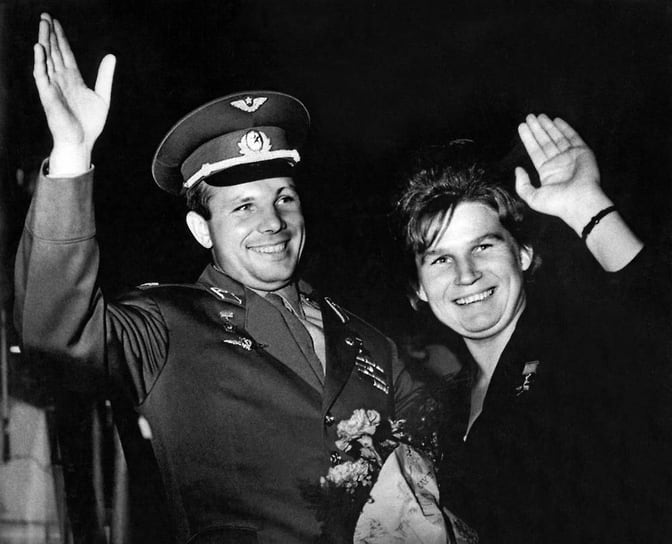 Валентина Терешкова и Юрий Гагарин 