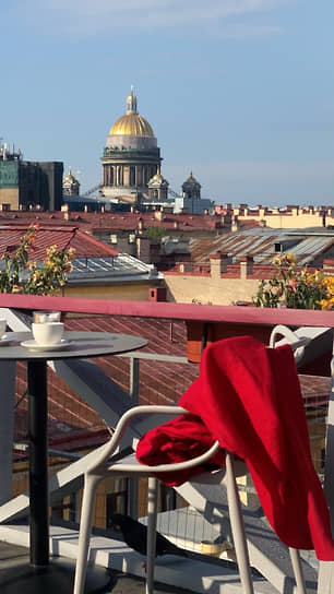 Бар «Небо и вино» 
