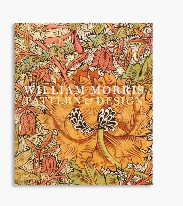 Альбом William Morris: Pattern & Design, выпущен Thames & Hudson в сотрудничестве с Музеем Виктории и Альберта (V&A). Включает около 400 паттернов Морриса для текстиля и обоев из архивов музея