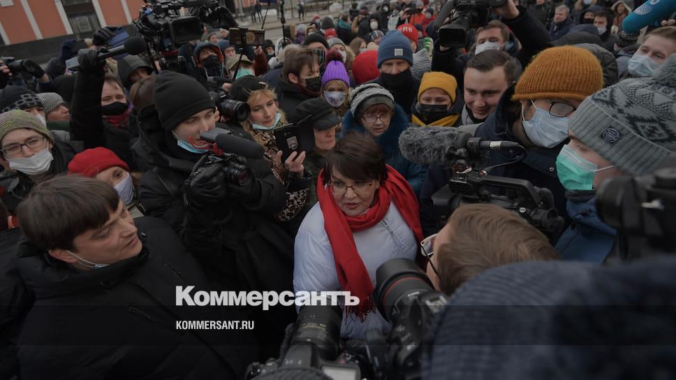 Последние публикации ньюс. Галямина на митинге. Галямина суд. Тверской суд Галямина. Юлия Галямина на митинге.