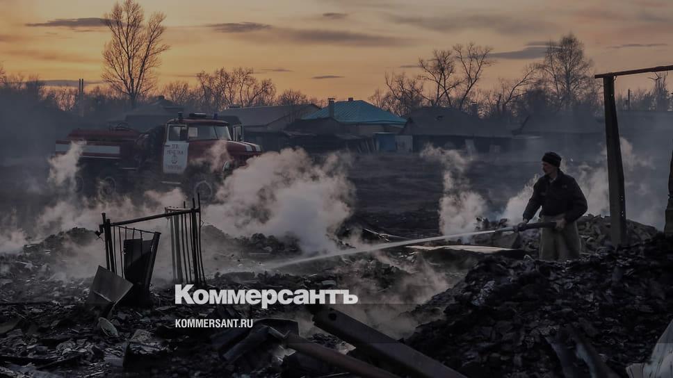 Хлопки в воронежской области. Бобровский район Мечетка пожар. Пожар в Мечетке Воронежской области. Воронежская область Бобровский район пожар. Пожар в Бобровском районе.