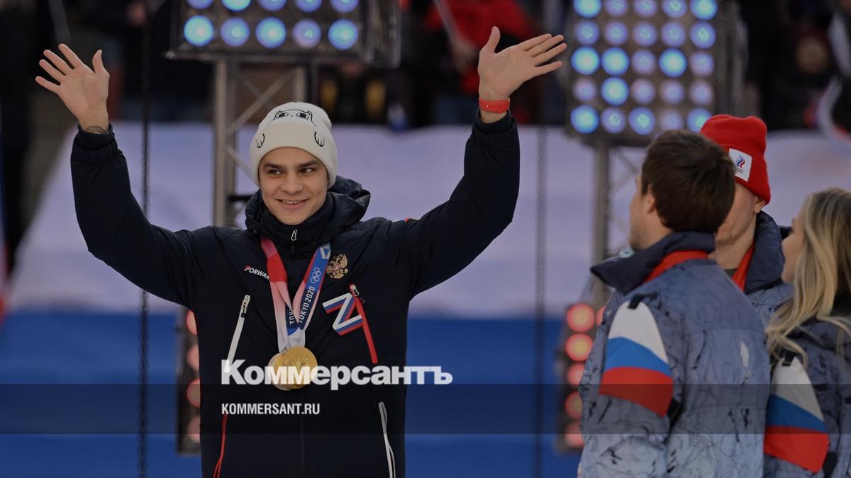 Двукратный Олимпийский чемпион с Омска. Лучшие российские спортсмены. Олимпийский чемпион Абе. Спортсмены отстранены