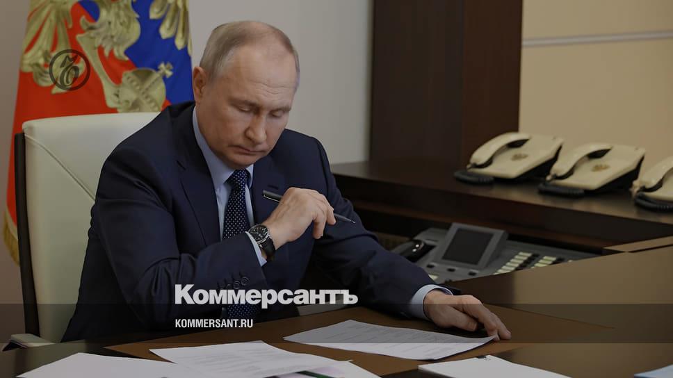 Putin to visit one of the regions this week and open airports via video link