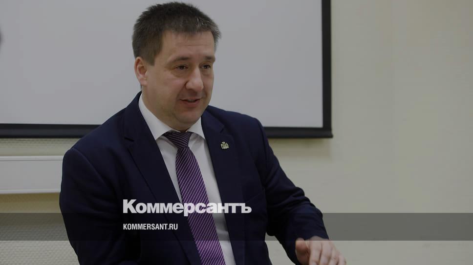 Средняя зарплата в Екатеринбурге в 2022 году составила 72,5 тысячи ...