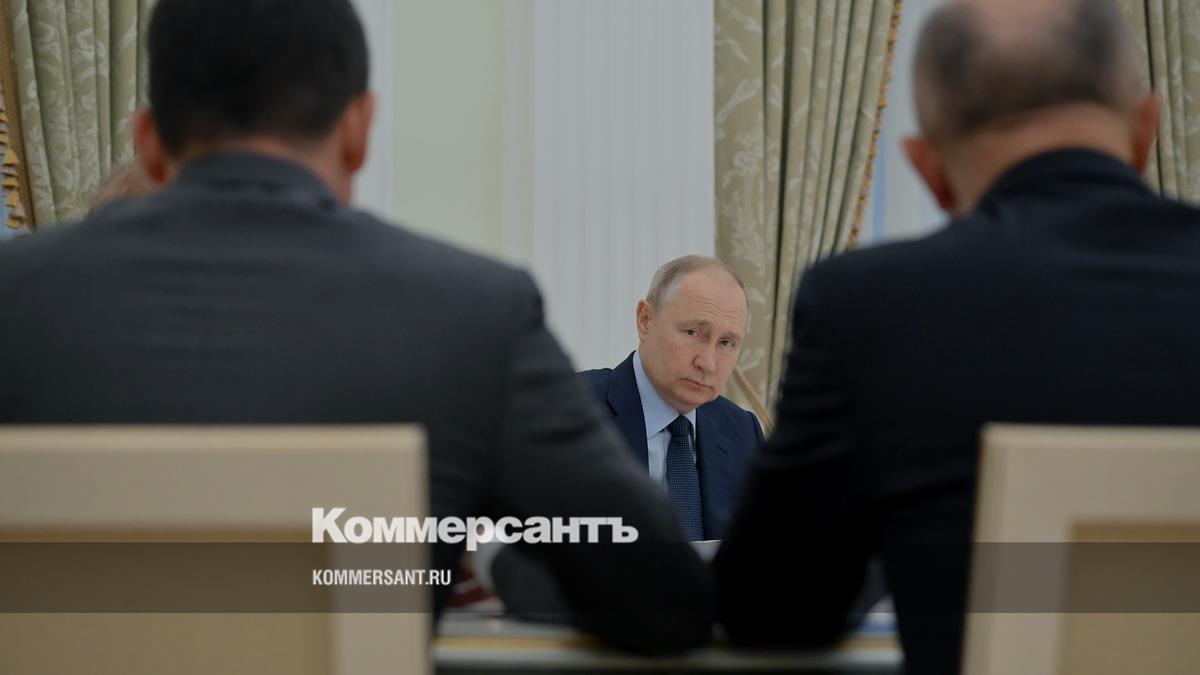 Путин ввел дополнительную выплату в 500 рублей для жителей осажденного  Сталинграда – Коммерсантъ