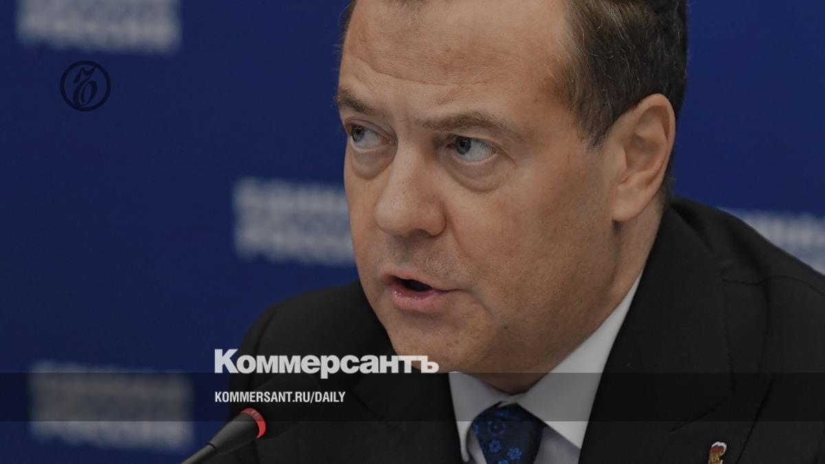 Dmitry Medvedev handed out pre-election parting words to the governors