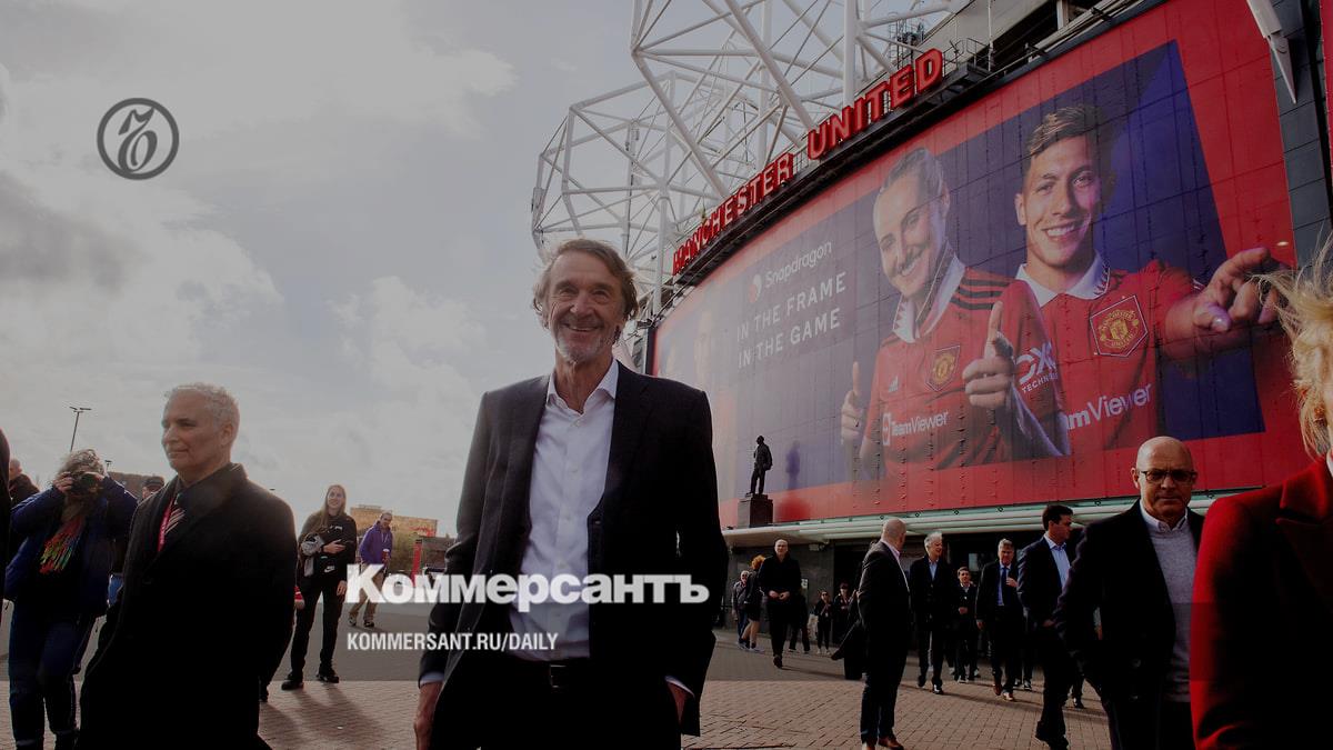 Jim Ratcliffe buys 25% of Manchester United shares