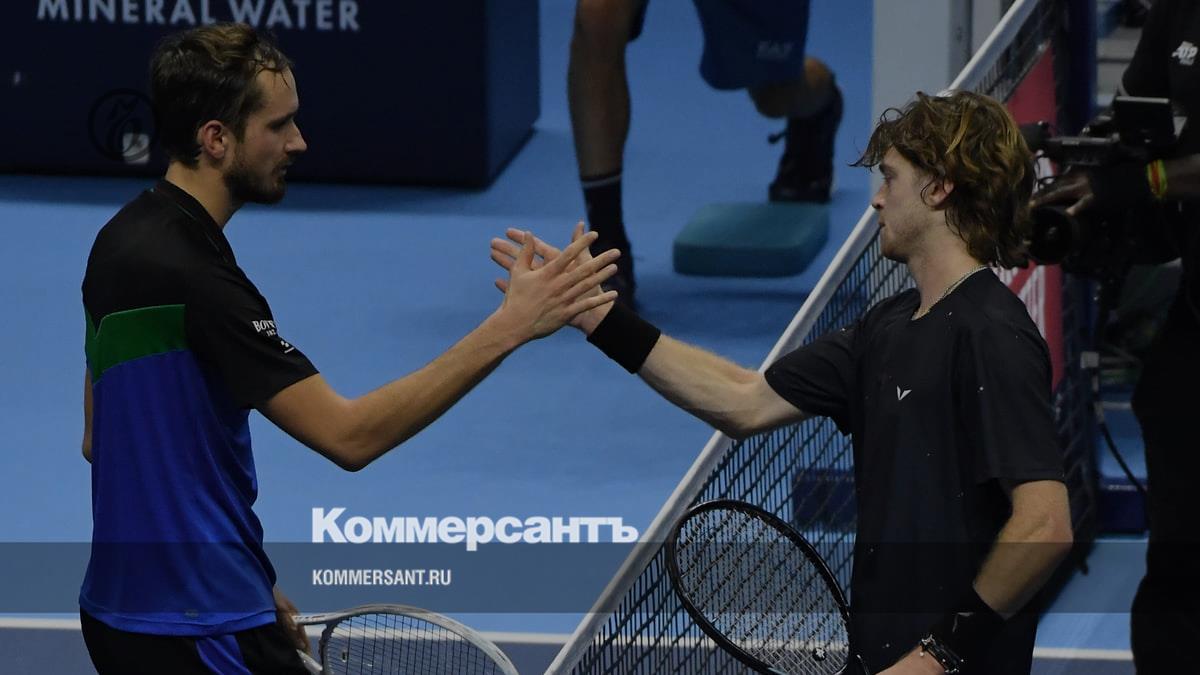 Daniil Medvedev beat Andrey Rublev at the Nitto ATP Finals tournament