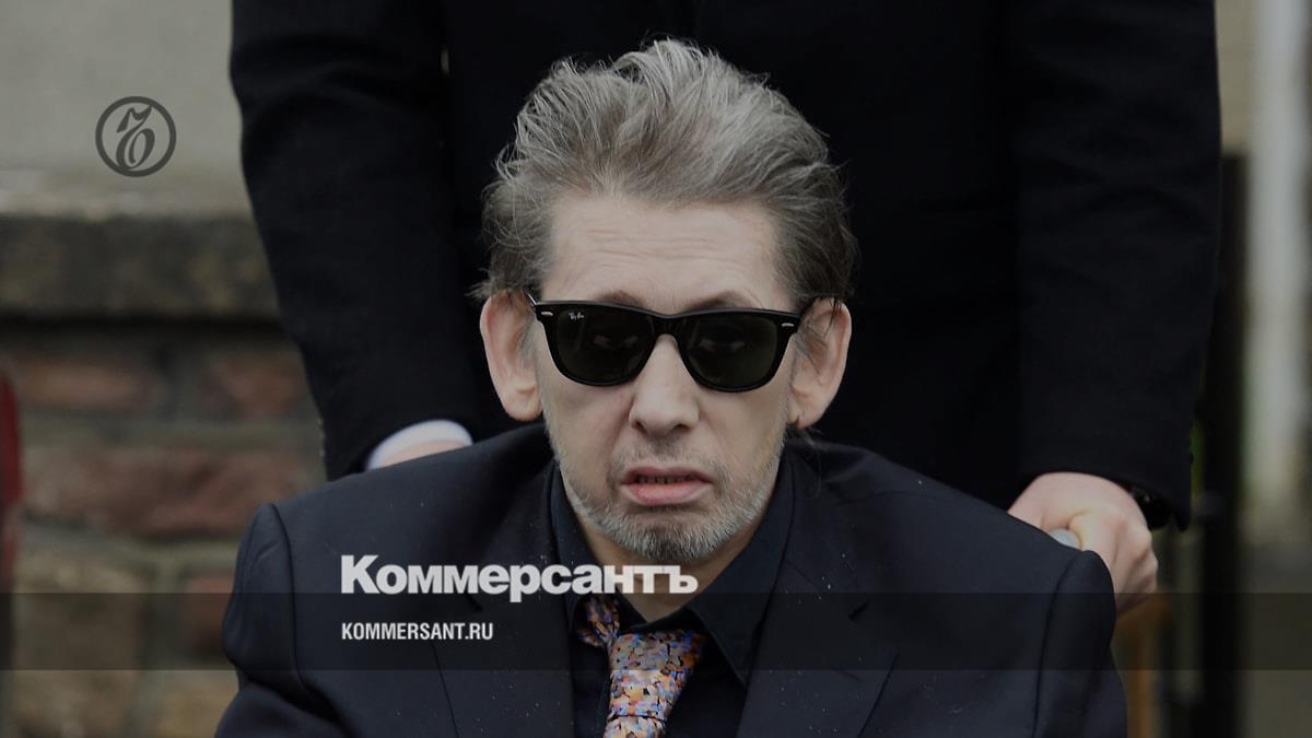 The Pogues founder Shane MacGowan dies