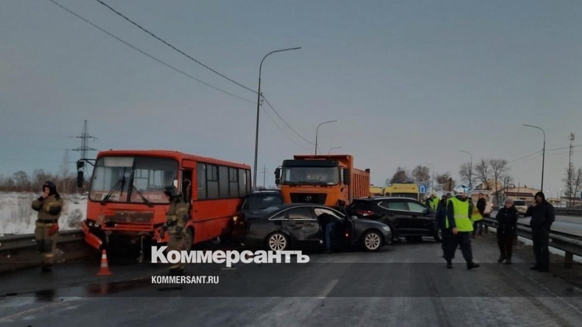 14 машин столкнулись у села Ближнее Борисово – Коммерсантъ Нижний Новгород