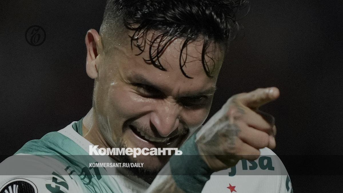 Zenit has signed a contract until 2027 with Brazilian forward Artur, who played for Palmeiras.