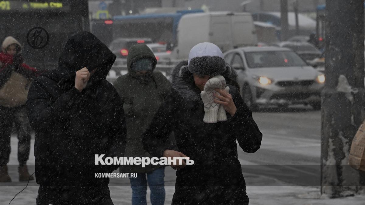 Taxi services report an increase in prices for the service in Moscow due to the snowstorm - Kommersant