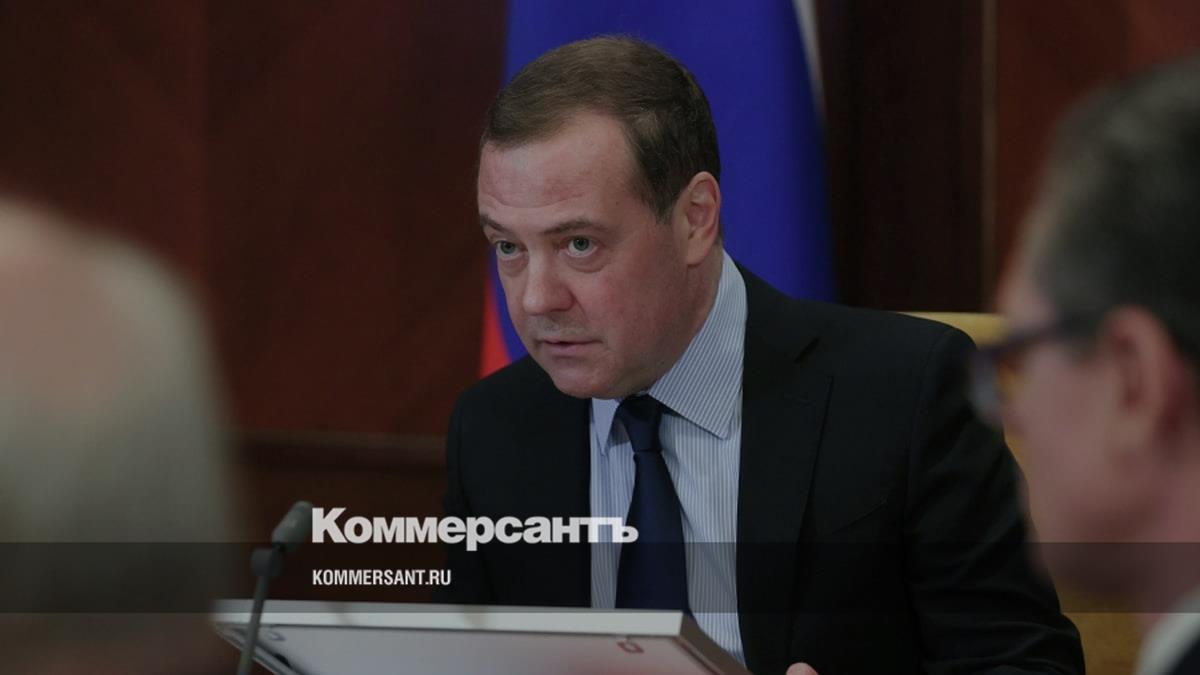 Medvedev read Stalin's telegram at a meeting on the military-industrial complex