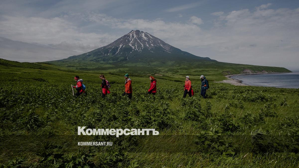 По заповедным уголкам Дальнего Востока — на экспедиционном судне – Стиль