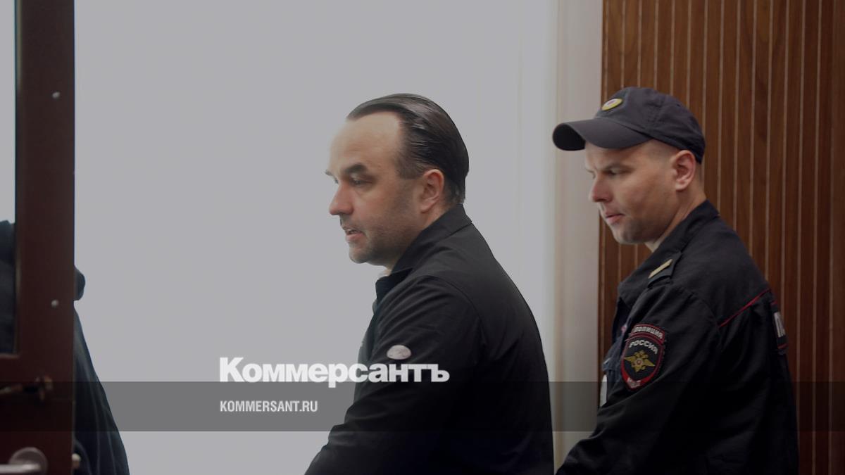 Осужденный в РФ за хищение акций BelkaCar бизнесмен пытался скрыться в  посольстве ФРГ – Коммерсантъ