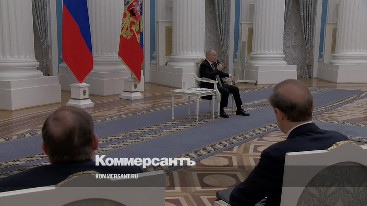 Путин поручил урегулировать перерегистрацию компаний из недружественных стран