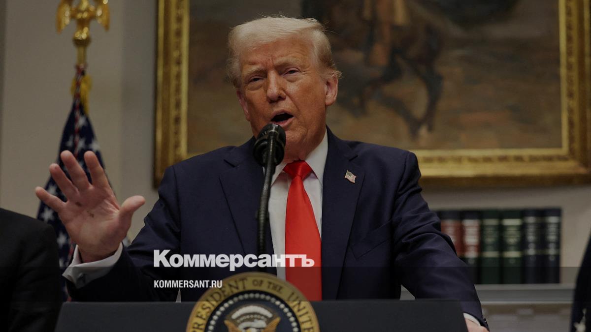 Трамп развенчал слухи о прекращении поставок оружия Украине