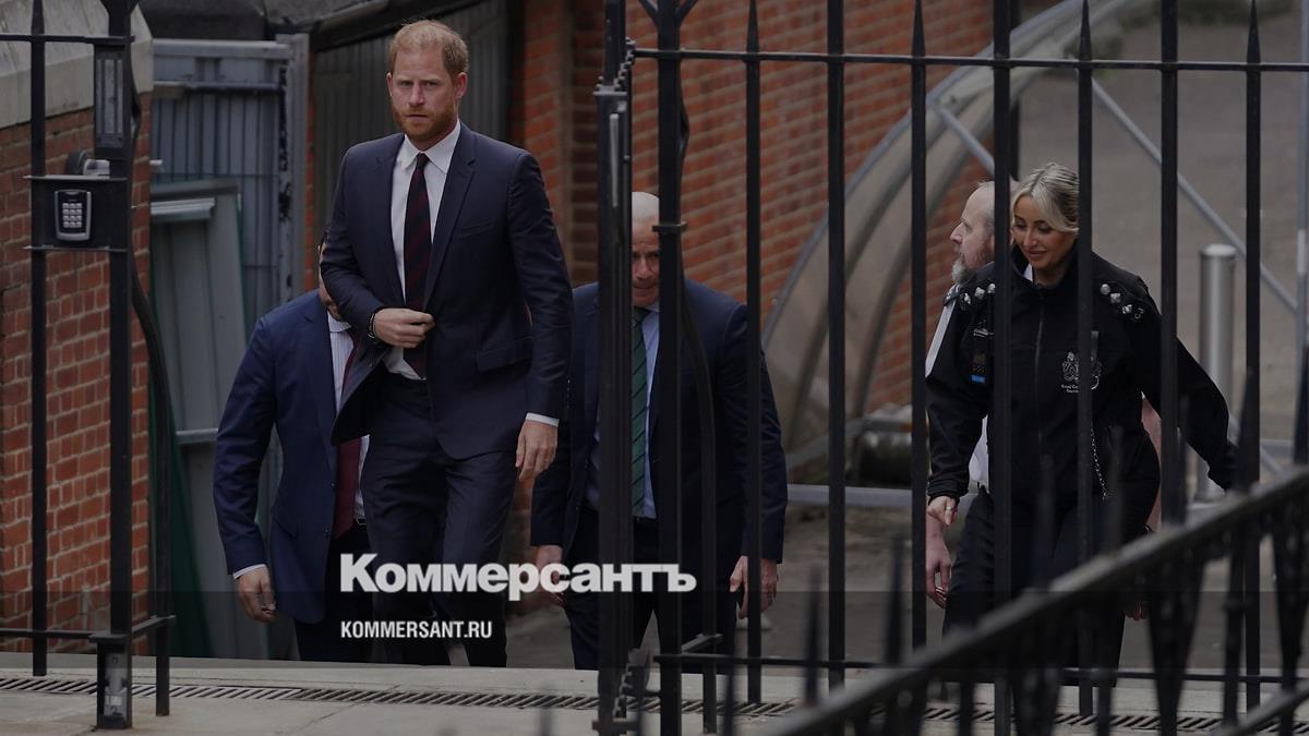 Принц Гарри проиграл суд о личной охране в Великобритании