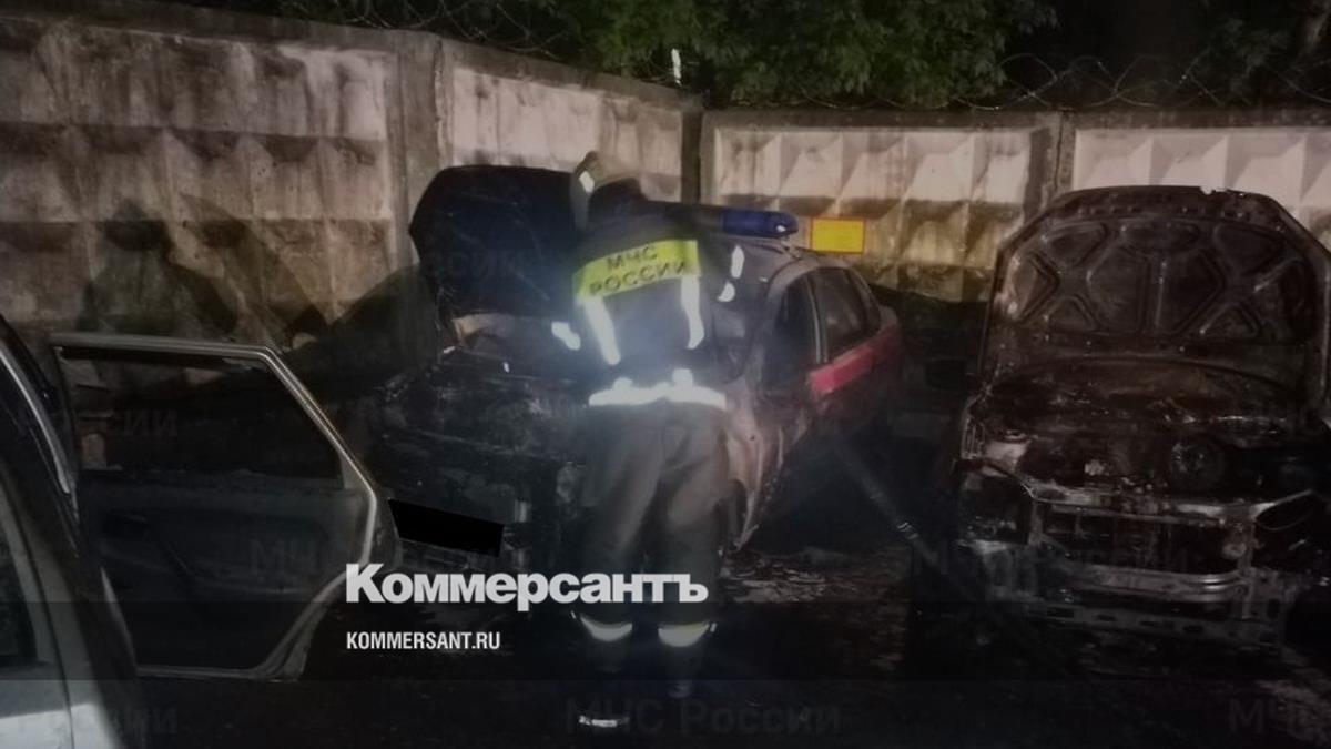 Жительницу Калуги задержали по подозрению в поджоге автомобилей Росгвардии