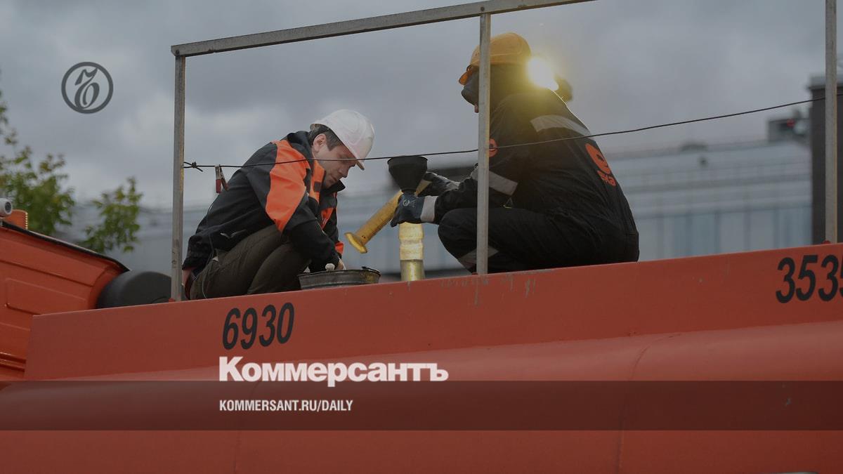 С горючим участием