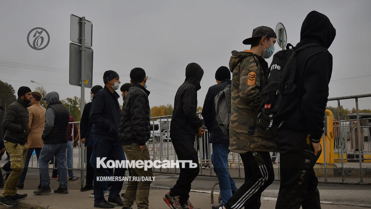 Минтруд предложил увеличить квоту на иностранных работников в 2026 году до 279 тысяч