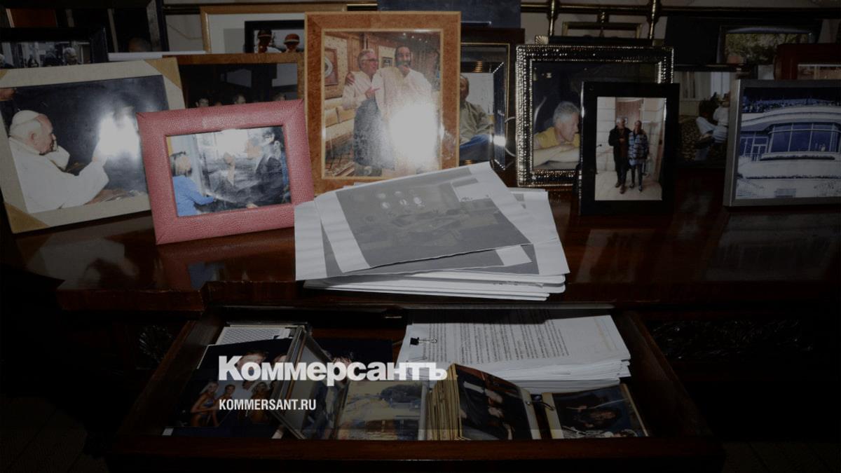 www.kommersant.ru