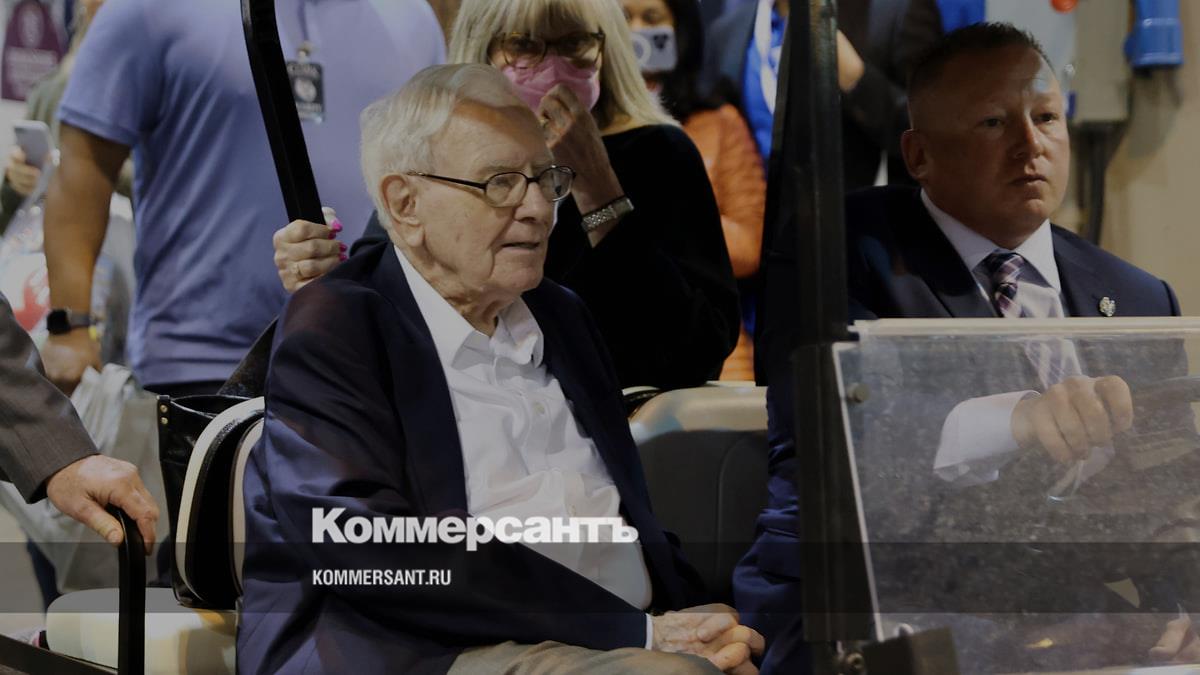 Уоррен Баффетт завершил работу на посту гендиректора Berkshire Hathaway