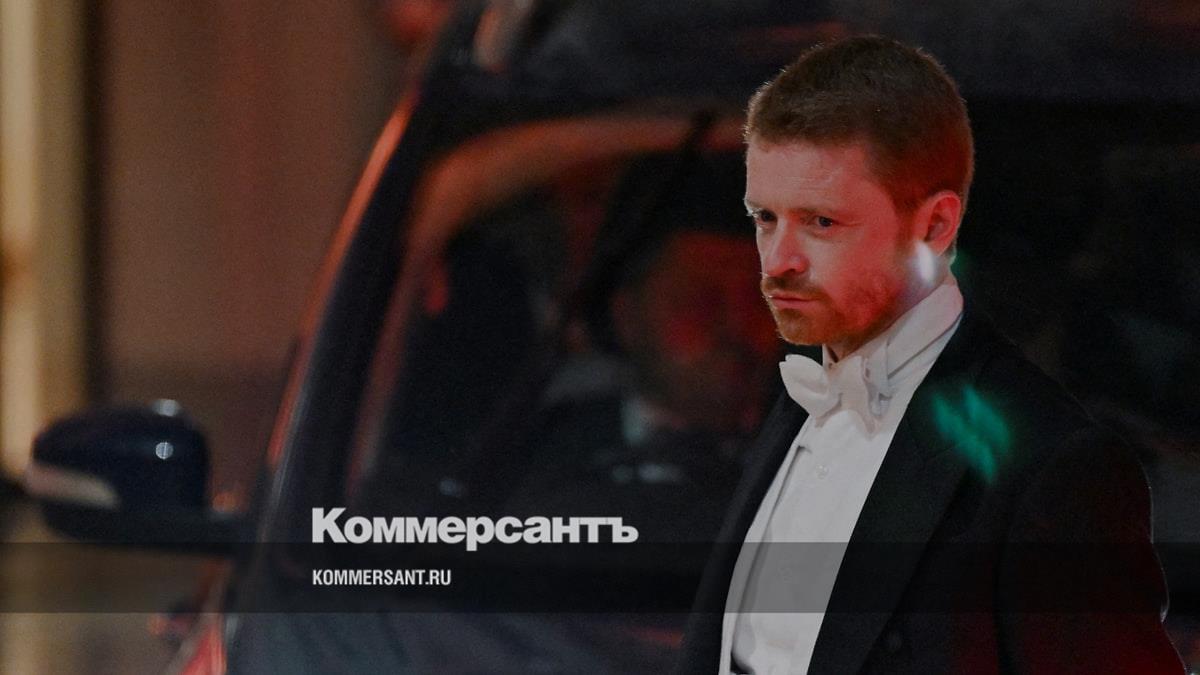 Глава аппарата Стармера ушел в отставку из-за связи экс-посла в США с Эпштейном